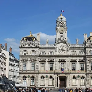 Place Des Terreaux Presqu'ile , Lyon France